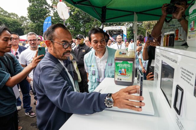 
Peluncuran Program Green Movement UCO | Photo by Pertamina: Pertamina.com