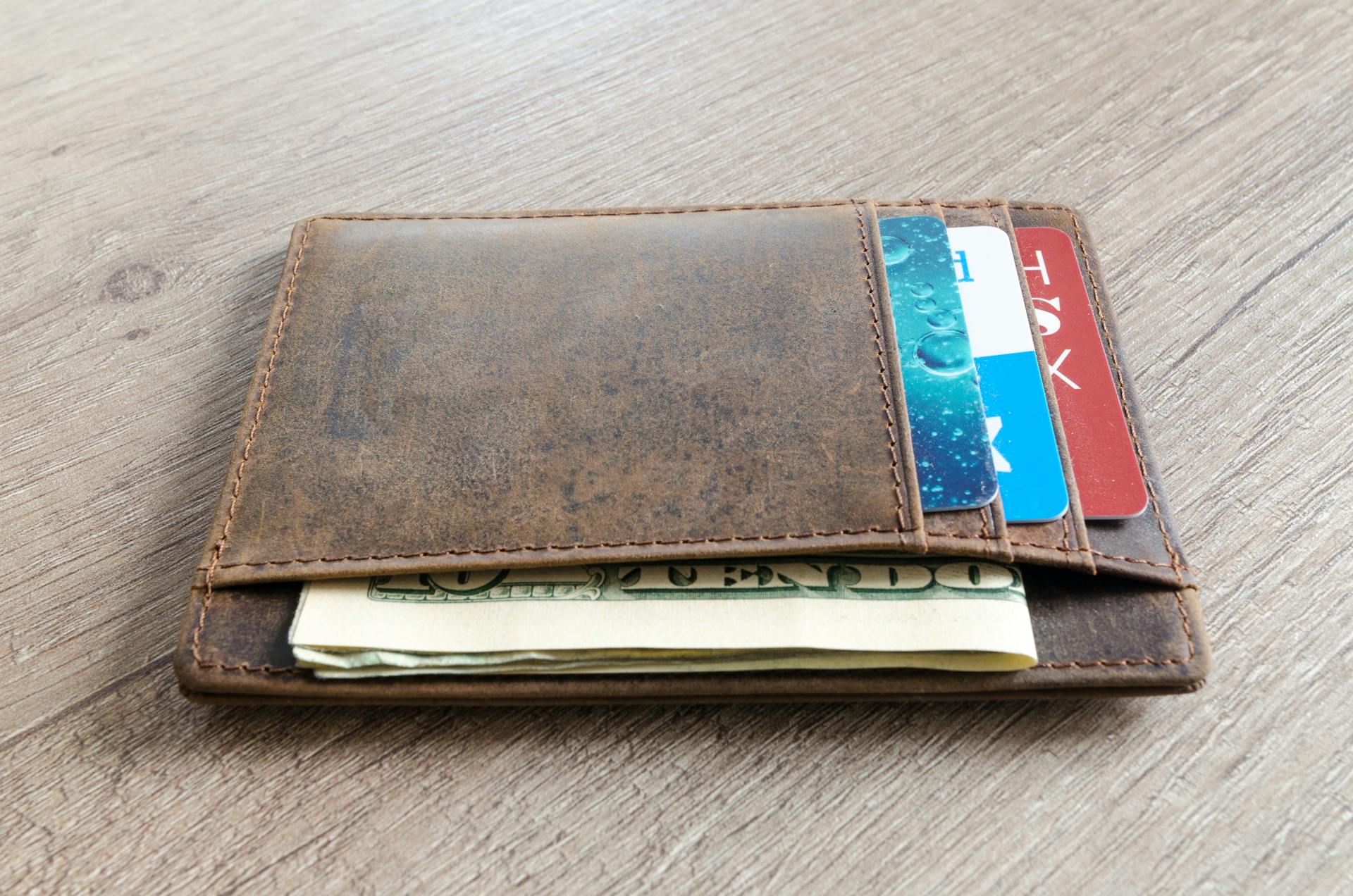 Ide kado valentine dompet